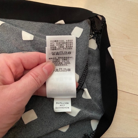 NWT DKNY peplum polka dot  top - Picture 9 of 9